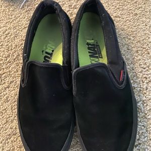Suede vans black slip on’s